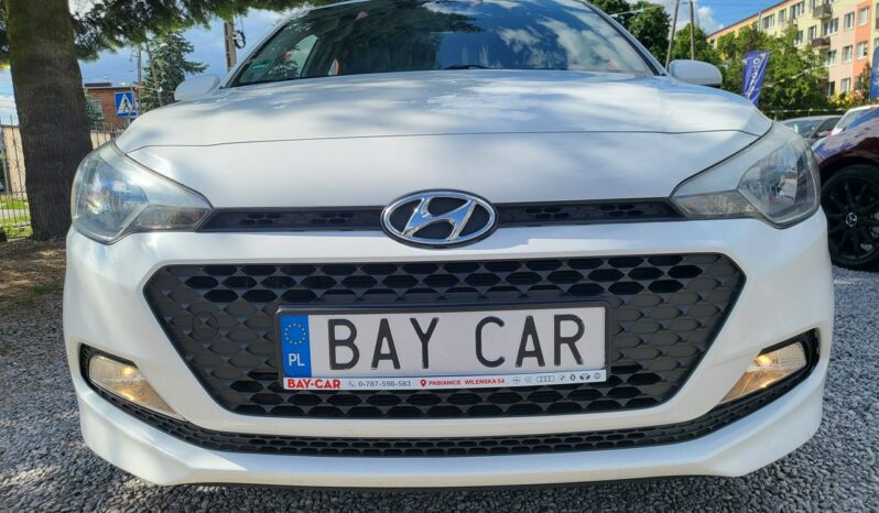 HYUNDAI i20  | przedni | Manualna | 85 KM | bialy full