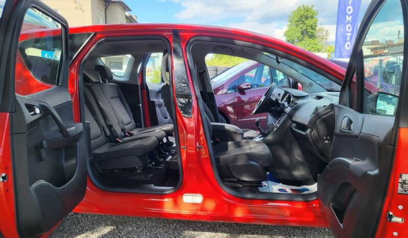 OPEL Meriva  | przedni | Manualna | 100 KM | Czerwony full