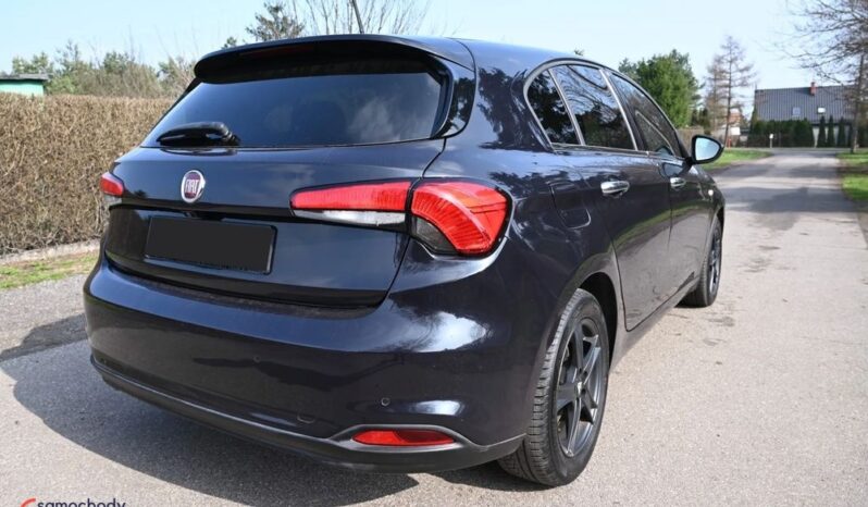 FIAT Tipo  | FWD (przód) | Manualna | 120 KM | Czarny full