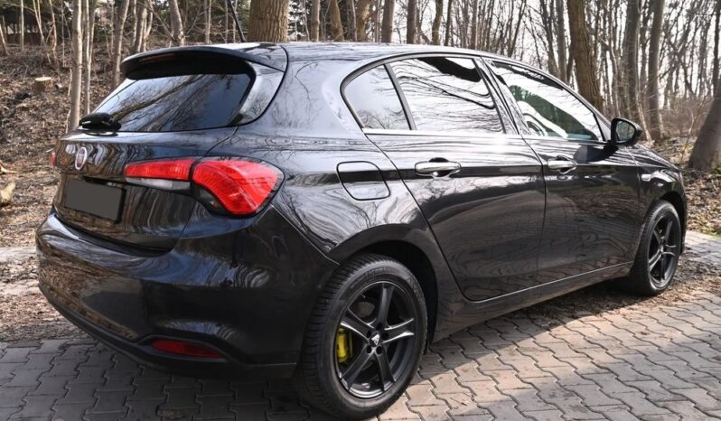 FIAT Tipo  | FWD (przód) | Manualna | 120 KM | Czarny full