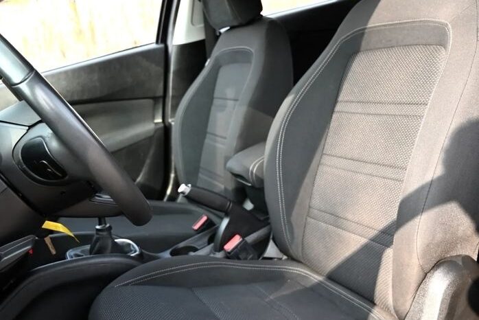FIAT Tipo  | FWD (przód) | Manualna | 120 KM | Czarny full
