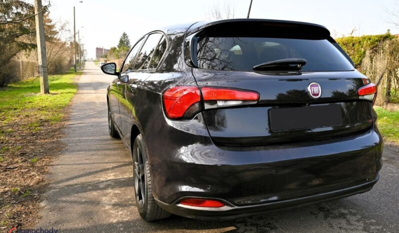 FIAT Tipo  | FWD (przód) | Manualna | 120 KM | Czarny full