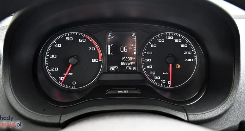 SEAT Ibiza  | FWD (przód) | Manualna | 75 KM | Czarny full