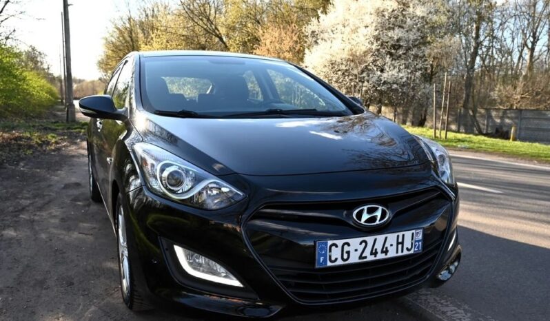 HYUNDAI I30  | FWD (przód) | Manualna | 110 KM | Czarny full