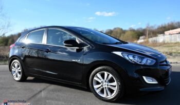 HYUNDAI I30  | FWD (przód) | Manualna | 110 KM | Czarny full