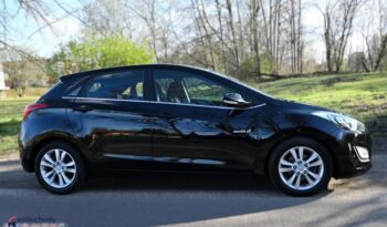 HYUNDAI I30  | FWD (przód) | Manualna | 110 KM | Czarny full