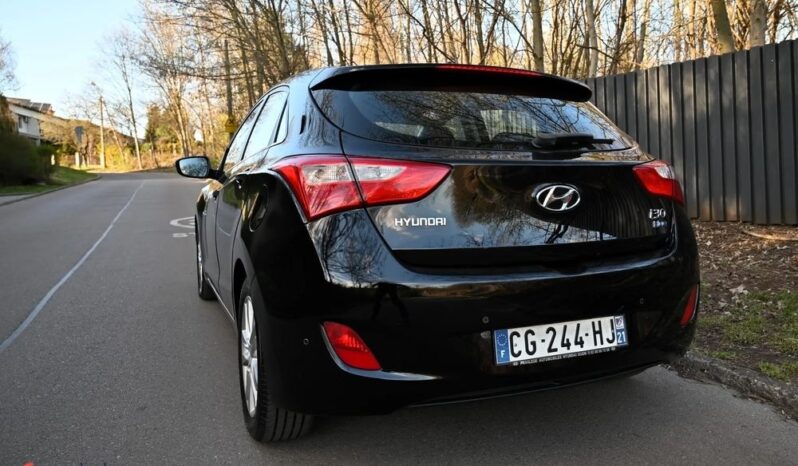 HYUNDAI I30  | FWD (przód) | Manualna | 110 KM | Czarny full