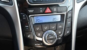 HYUNDAI I30  | FWD (przód) | Manualna | 110 KM | Czarny full