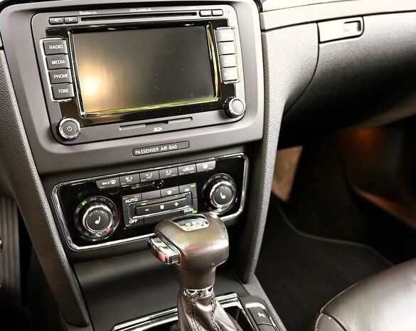 SKODA Superb  | FWD (przód) | Automatyczna | 170 KM | Brązowy full