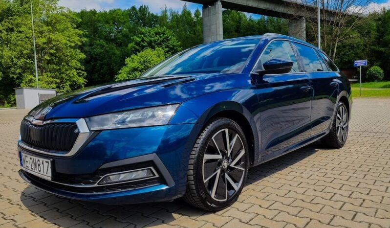 SKODA Octavia  | FWD (przód) | Automatyczna | 150 KM | Zielony full