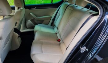 SKODA Superb  | FWD (przód) | Automatyczna | 150 KM | Czarny full