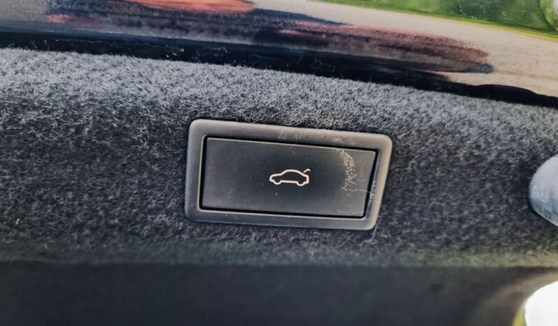 SKODA Superb  | FWD (przód) | Automatyczna | 150 KM | Czarny full