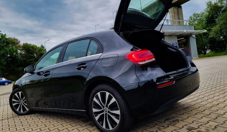 MERCEDES-BENZ Klasa A | FWD (przód) | Automatyczna | 116 KM | Czarny full