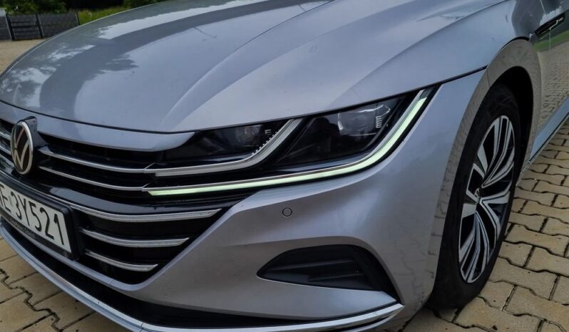 VOLKSWAGEN Arteon  | 4×4 (doł. automatycznie) | Automatyczna | 200 KM | Niebieski full