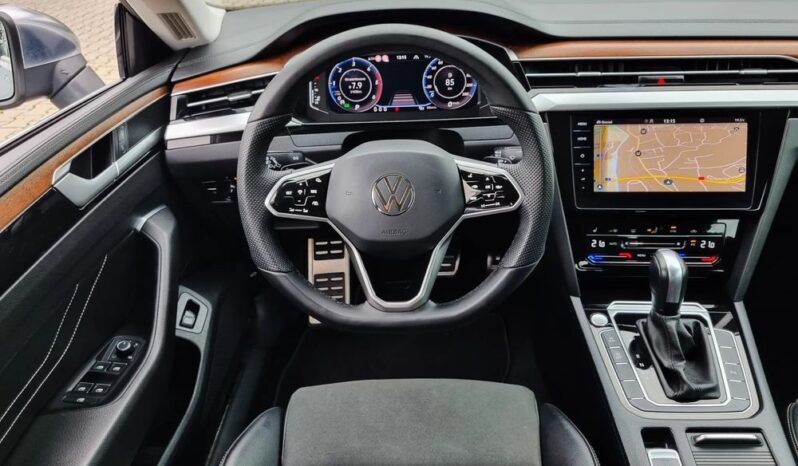 VOLKSWAGEN Arteon  | 4×4 (doł. automatycznie) | Automatyczna | 200 KM | Niebieski full