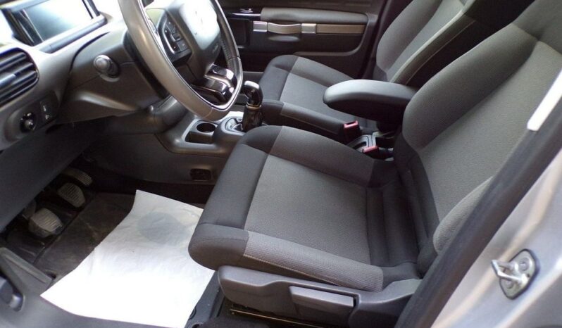 CITROEN C4 Cactus  | FWD (przód) | Manualna | 100 KM | Srebrny full