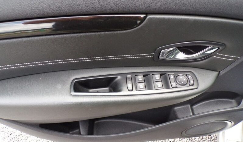RENAULT Grand Scenic  | FWD (przód) | Manualna | 115 KM | Srebrny full