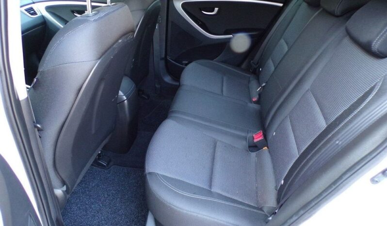 HYUNDAI I30  | FWD (przód) | Automatyczna | 110 KM | Biały full