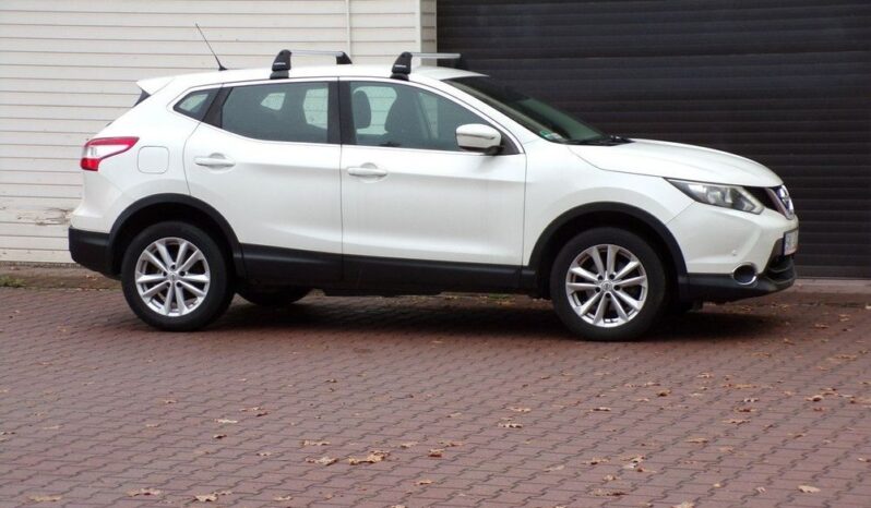 NISSAN Qashqai  | 4×4 (doł. ręcznie) | Manualna | 131 KM | Biały full