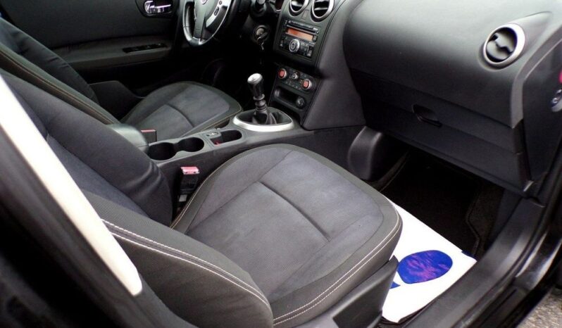 NISSAN Qashqai  | FWD (przód) | Manualna | 141 KM | Czarny full