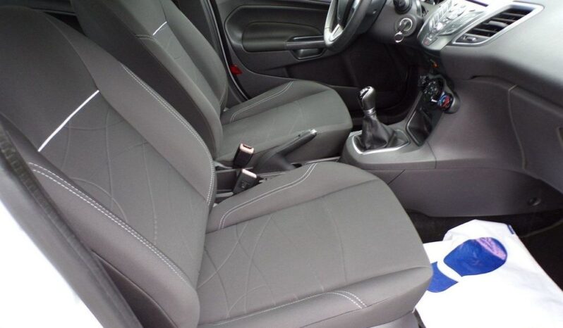 FORD Fiesta  | FWD (przód) | Manualna | 82 KM | Biały full