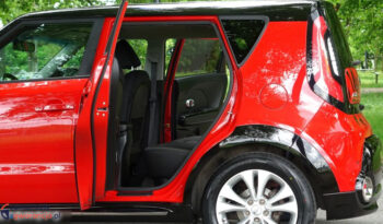 KIA Soul  | FWD (przód) | Manualna | 132 KM | Czerwony full
