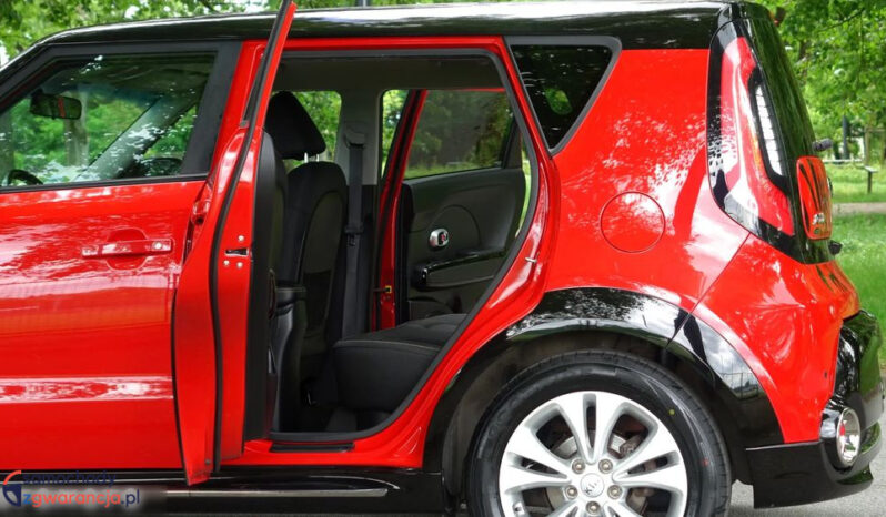 KIA Soul  | FWD (przód) | Manualna | 132 KM | Czerwony full