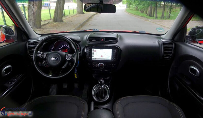 KIA Soul  | FWD (przód) | Manualna | 132 KM | Czerwony full