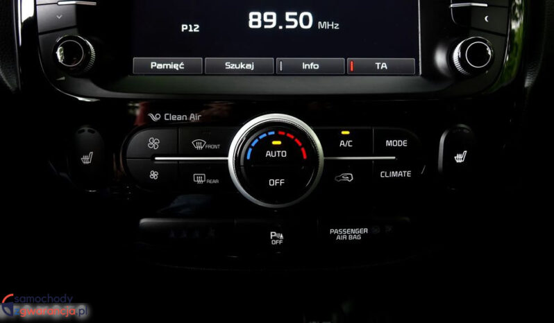 KIA Soul  | FWD (przód) | Manualna | 132 KM | Czerwony full