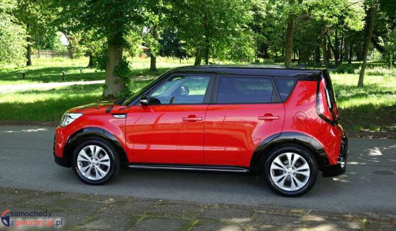 KIA Soul  | FWD (przód) | Manualna | 132 KM | Czerwony full