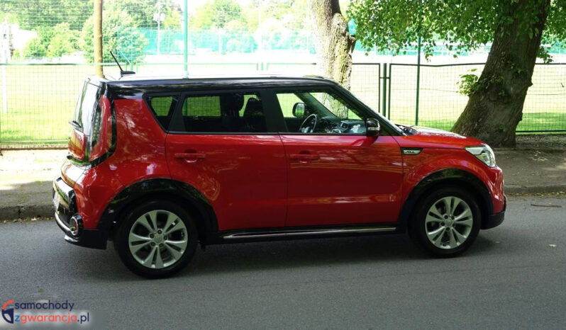 KIA Soul  | FWD (przód) | Manualna | 132 KM | Czerwony full