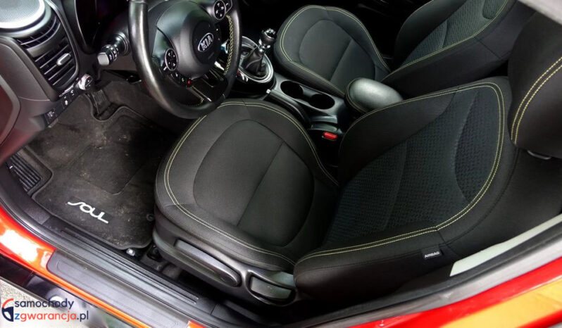 KIA Soul  | FWD (przód) | Manualna | 132 KM | Czerwony full
