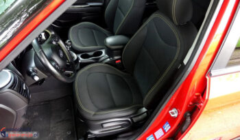 KIA Soul  | FWD (przód) | Manualna | 132 KM | Czerwony full