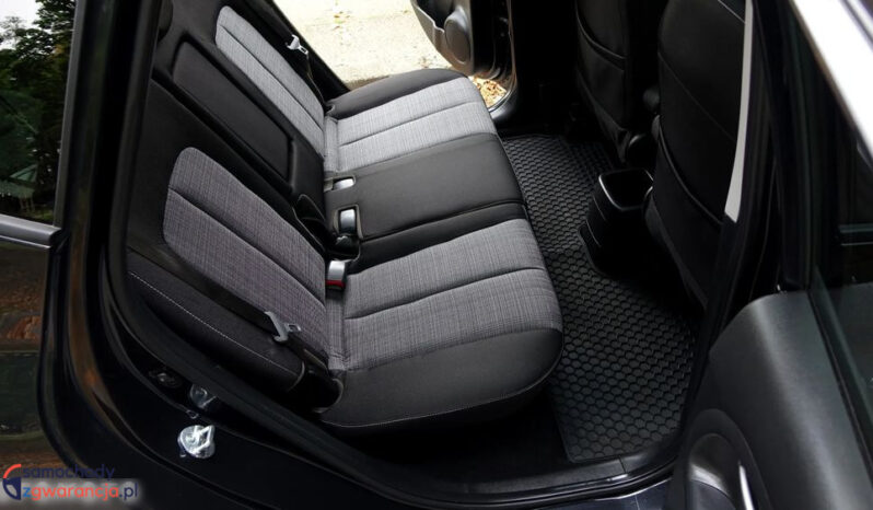 KIA Venga  | FWD (przód) | Manualna | 128 KM | Czarny full