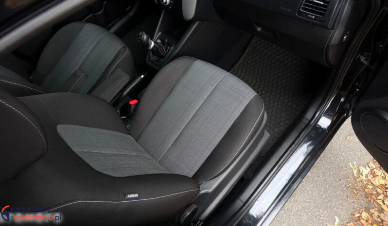 KIA Venga  | FWD (przód) | Manualna | 128 KM | Czarny full
