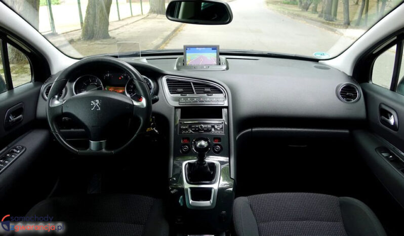 PEUGEOT 5008  | FWD (przód) | Manualna | 156 KM | Czarny full