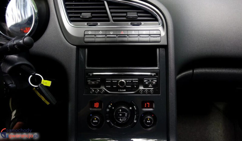 PEUGEOT 5008  | FWD (przód) | Manualna | 156 KM | Czarny full