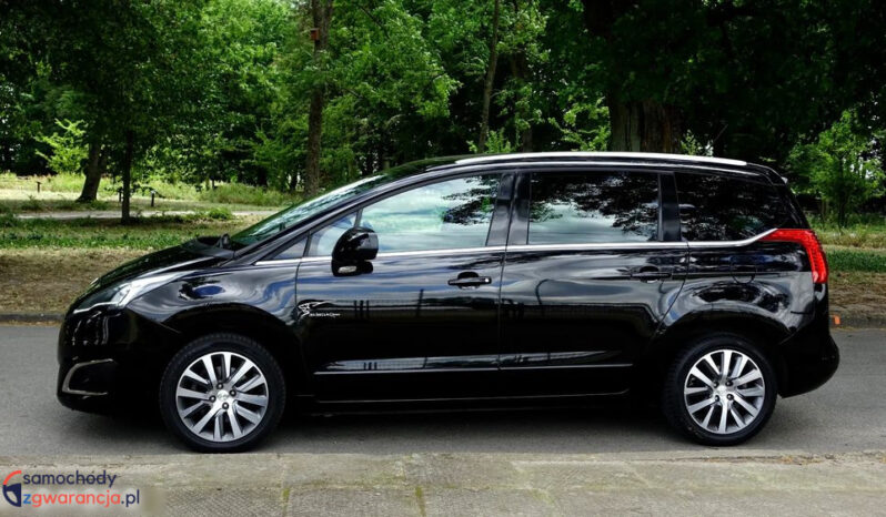 PEUGEOT 5008  | FWD (przód) | Manualna | 156 KM | Czarny full