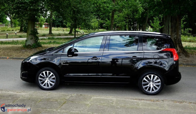 PEUGEOT 5008  | FWD (przód) | Manualna | 156 KM | Czarny full