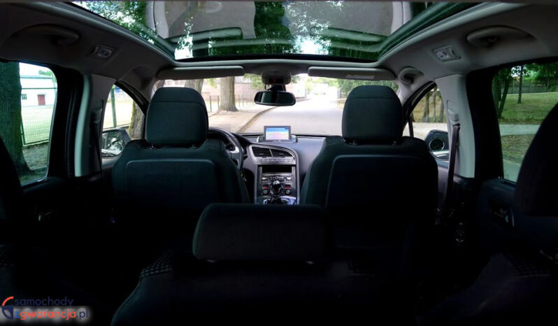 PEUGEOT 5008  | FWD (przód) | Manualna | 156 KM | Czarny full