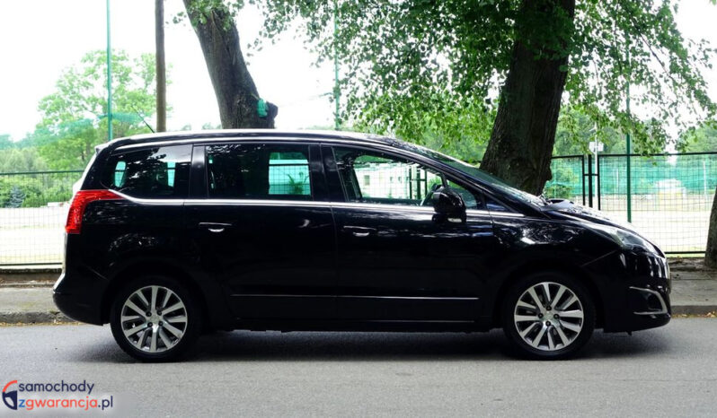 PEUGEOT 5008  | FWD (przód) | Manualna | 156 KM | Czarny full