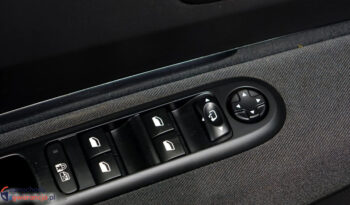 PEUGEOT 5008  | FWD (przód) | Manualna | 156 KM | Czarny full