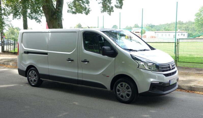 FIAT INNY | FWD (przód) | Manualna | 121 KM | Srebrny full