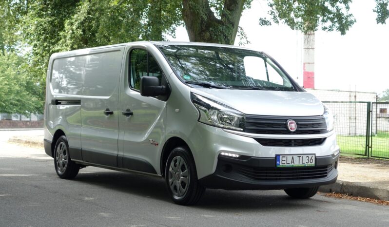 FIAT INNY | FWD (przód) | Manualna | 121 KM | Srebrny full