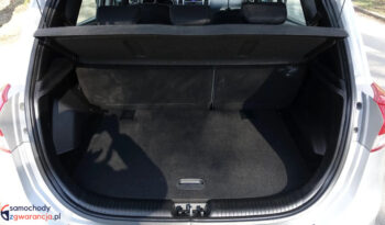 HYUNDAI ix20  | FWD (przód) | Manualna | 90 KM | Srebrny full