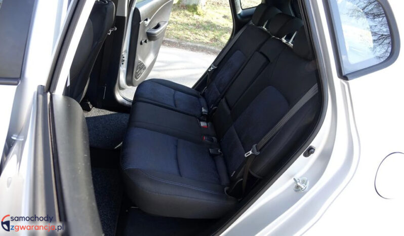 HYUNDAI ix20  | FWD (przód) | Manualna | 90 KM | Srebrny full