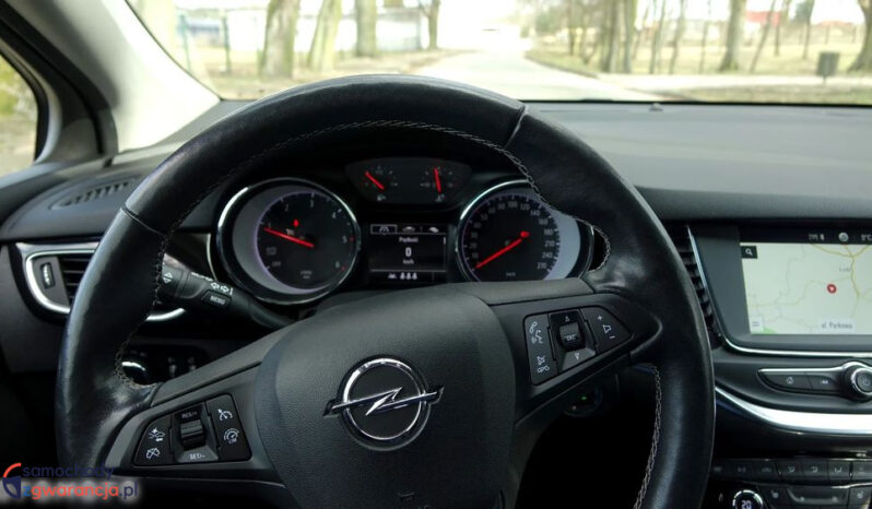OPEL Astra | FWD (przód) | Manualna | 122 KM | Czarny full