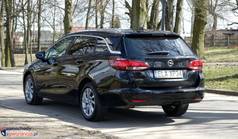 OPEL Astra | FWD (przód) | Manualna | 122 KM | Czarny full