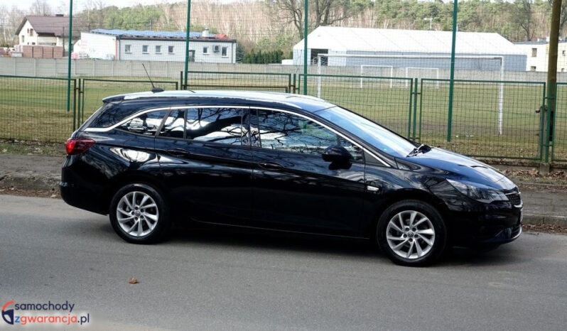 OPEL Astra | FWD (przód) | Manualna | 122 KM | Czarny full