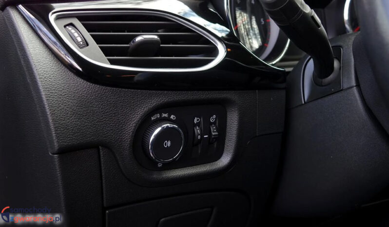 OPEL Astra | FWD (przód) | Manualna | 122 KM | Czarny full